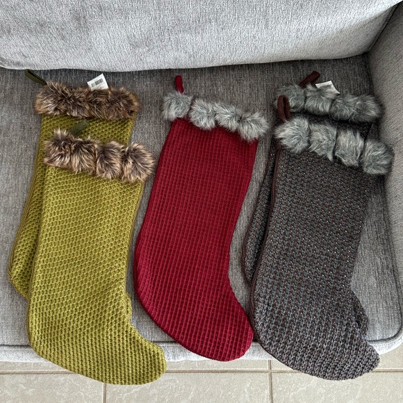 Choose 1 Retro Fur Trimmed Christmas Stockings - Picture 1 of 5
